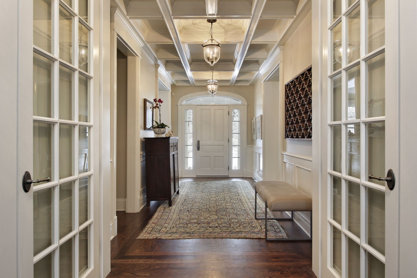 colonial moulding style in home hallway