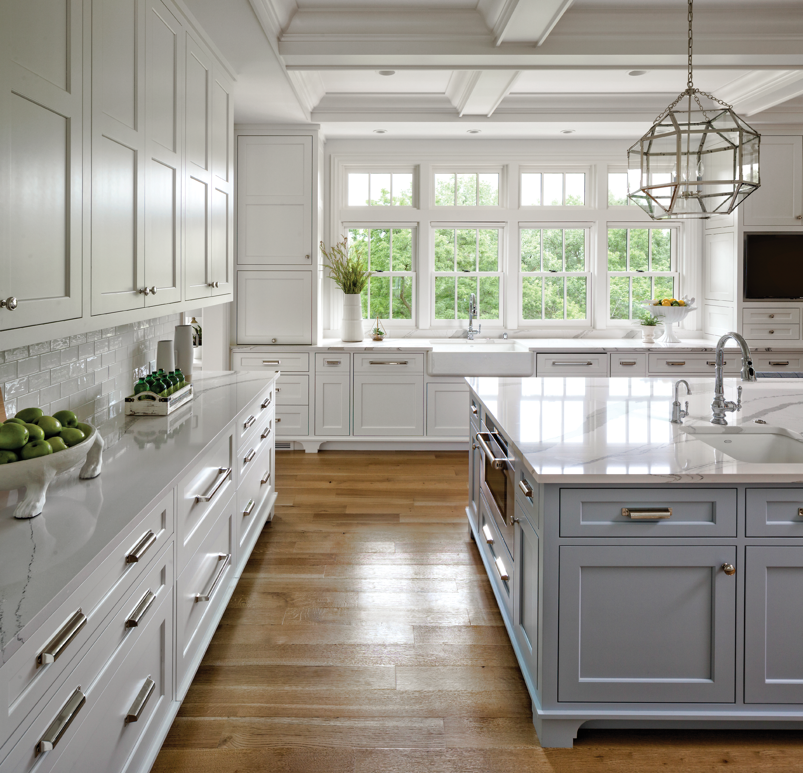 kitchen white windows