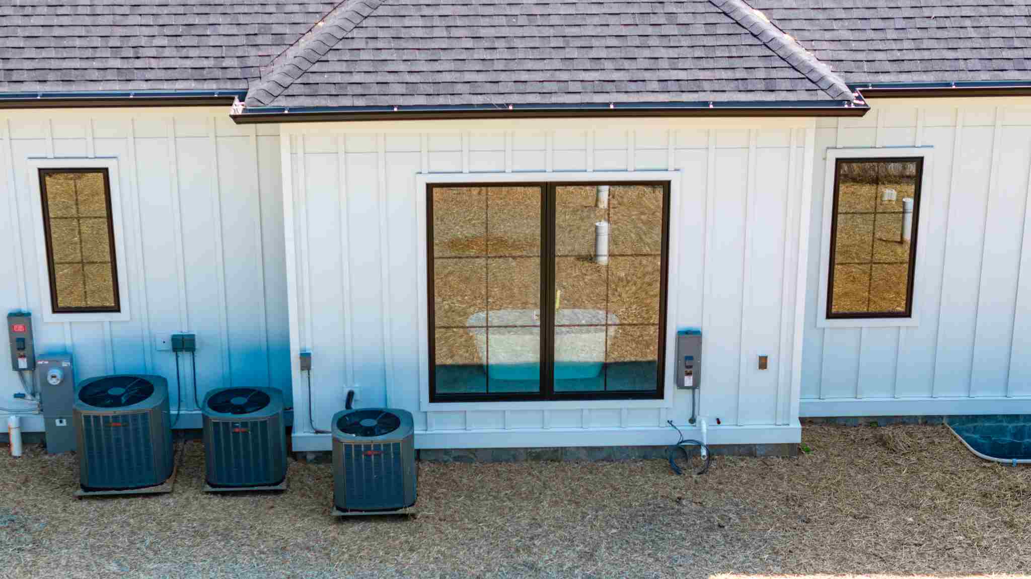 Marvin Ulitmate Windows on Gorgeous White House
