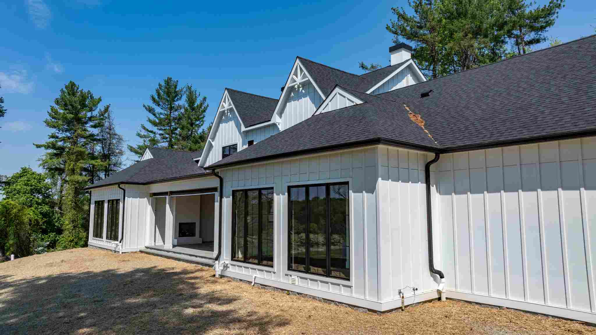 Marvin Ulitmate Windows on Gorgeous White House