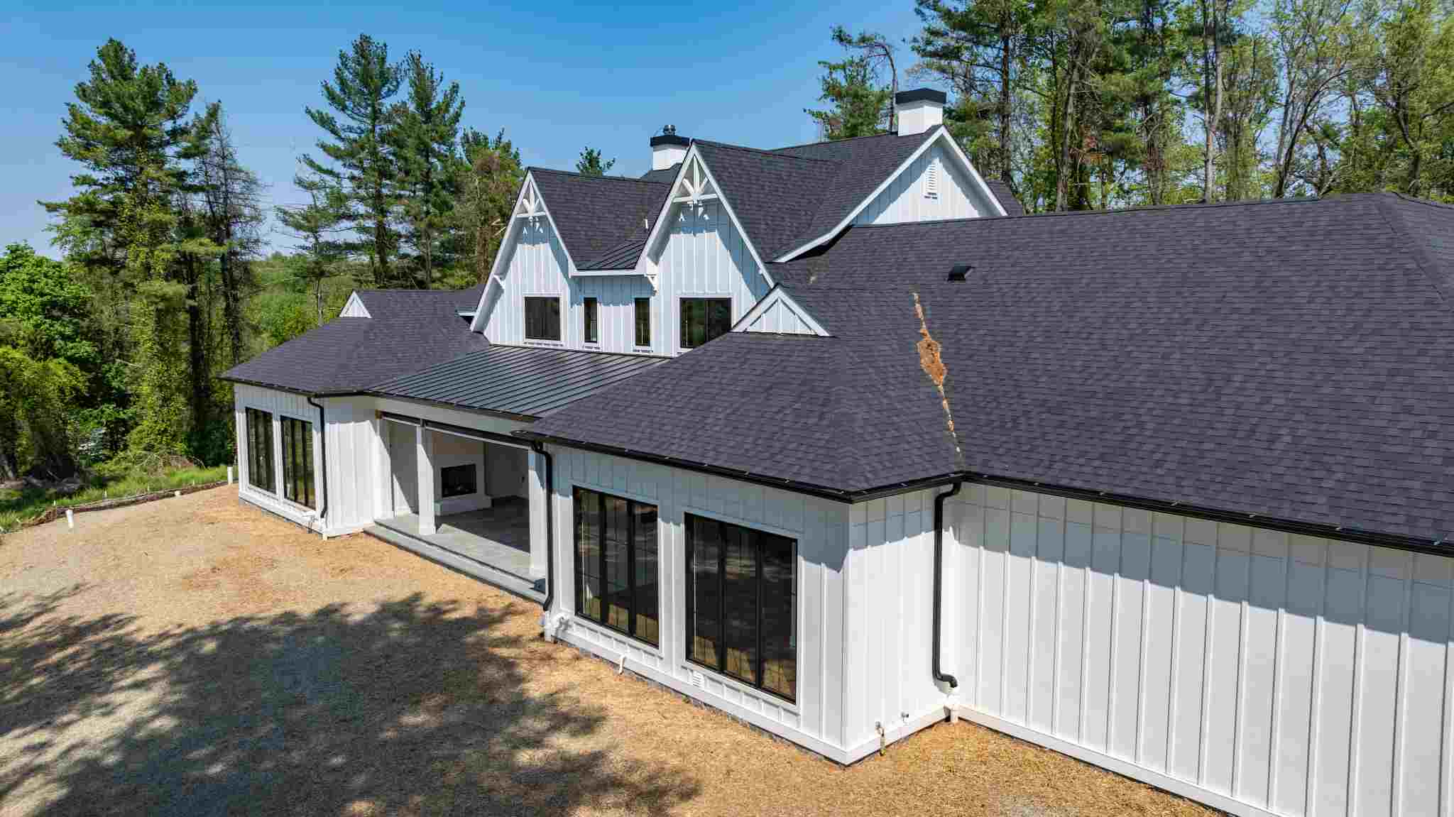 Marvin Ulitmate Windows on Gorgeous White House