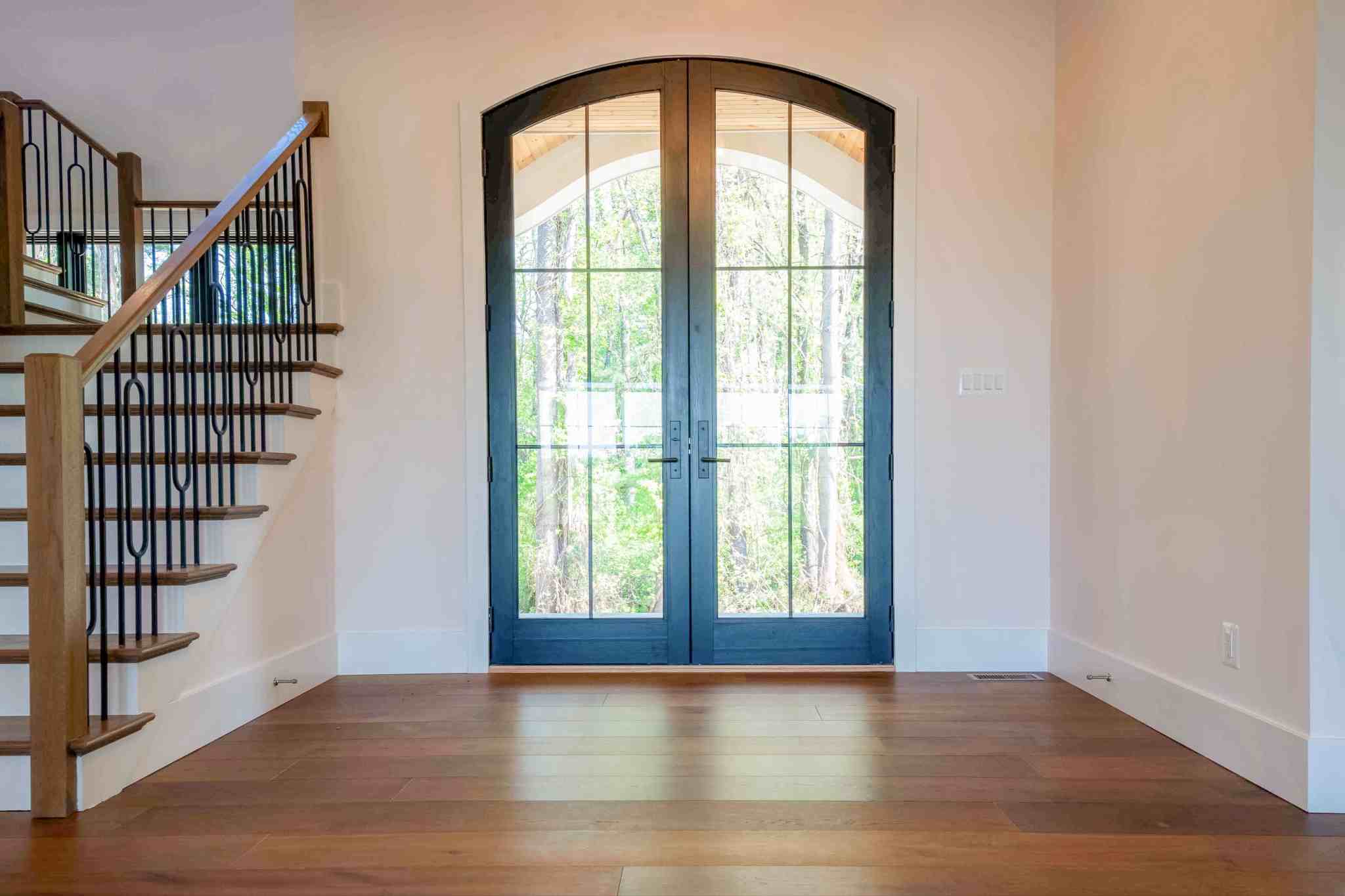Marvin Ulitmate Windows on Gorgeous White House