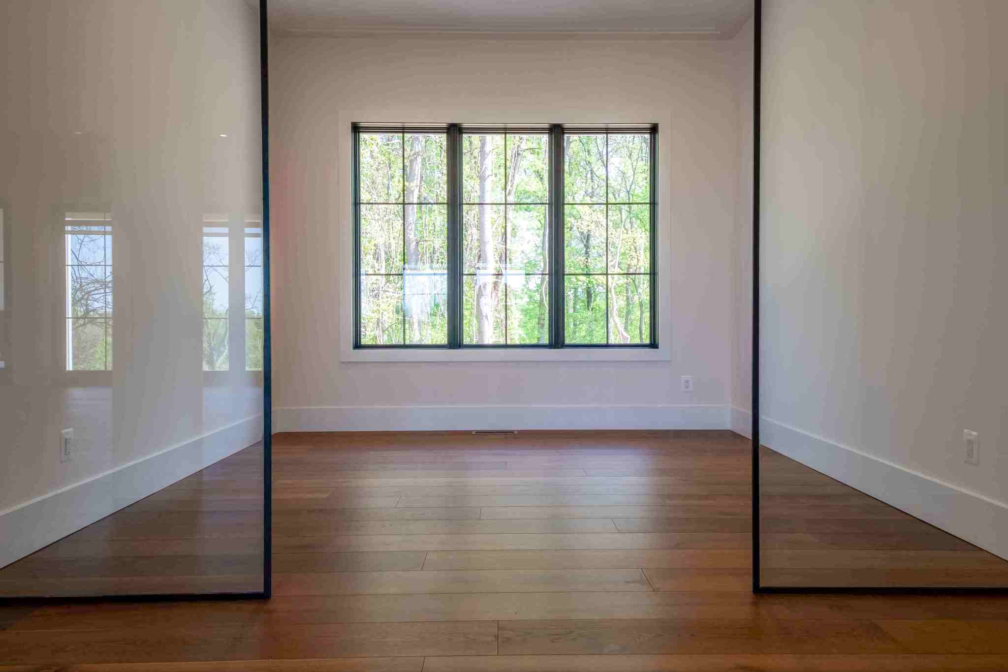 Marvin Ulitmate Windows on Gorgeous White House